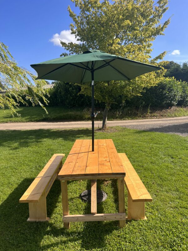 picnic table for hire